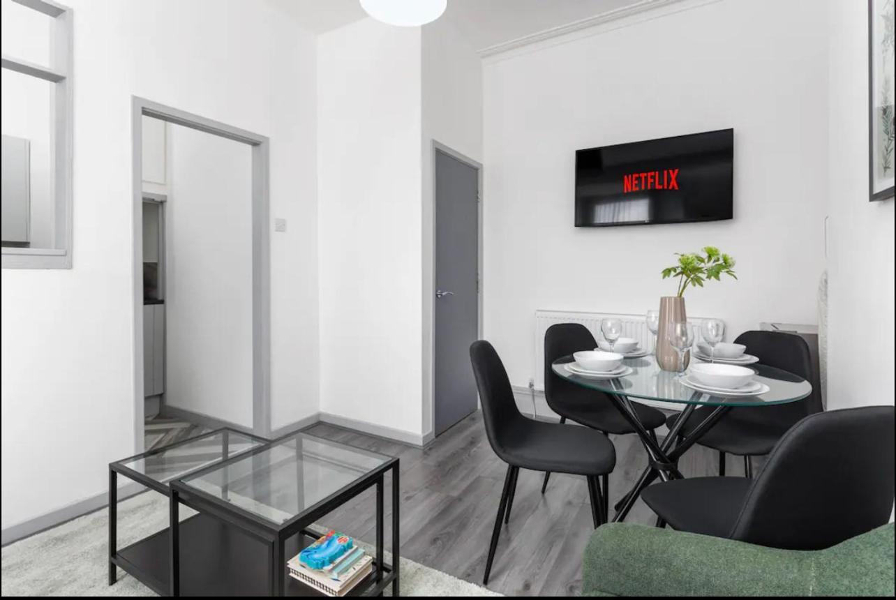 Residency Apartments Liverpool Bagian luar foto