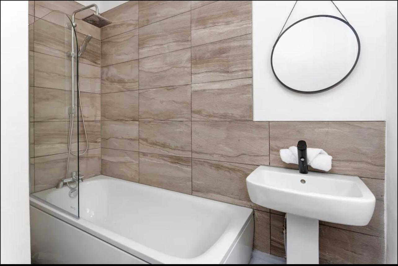 Residency Apartments Liverpool Bagian luar foto